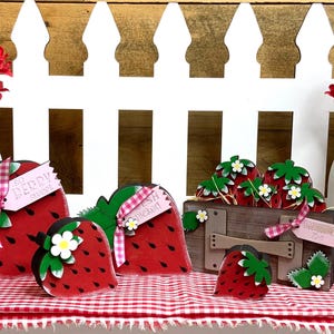 Chunky Strawberry Shelf Sitters, Summer Decorations,Summer Decor for Tiered Tray,Strawberry Decor,Wooden Strawberries,Spring Decor