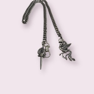 Cadena de billetera de motociclista medieval con dijes de fénix y daga – Cadena de eslabones cubanos de acero inoxidable de 61 cm – Cadena de billetera gótica steampunk para hombre