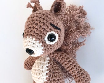 Ekky Ekorre - Virkmönster - Virka ekorre - Swedish crochet pattern - Crochet Squirrel Swedish - amigurumi squirrel