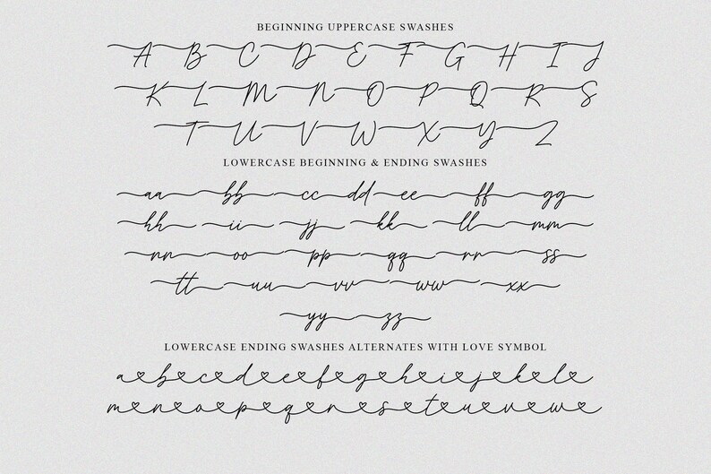 K&ouml;nnte beinhalten: Ein Schwarzwei&szlig;bild, das eine Schriftart mit Gro&szlig;- und Kleinbuchstaben zeigt. Die Buchstaben haben einen handschriftlichen Stil mit Schn&ouml;rkeln. Die Gro&szlig;buchstaben haben Schn&ouml;rkel am Anfang der Buchstaben. Die Kleinbuchstaben haben Schn&ouml;rkel am Anfang und Ende der Buchstaben. Einige der Kleinbuchstaben haben ein Herzsymbol am Ende des Schn&ouml;rkels.