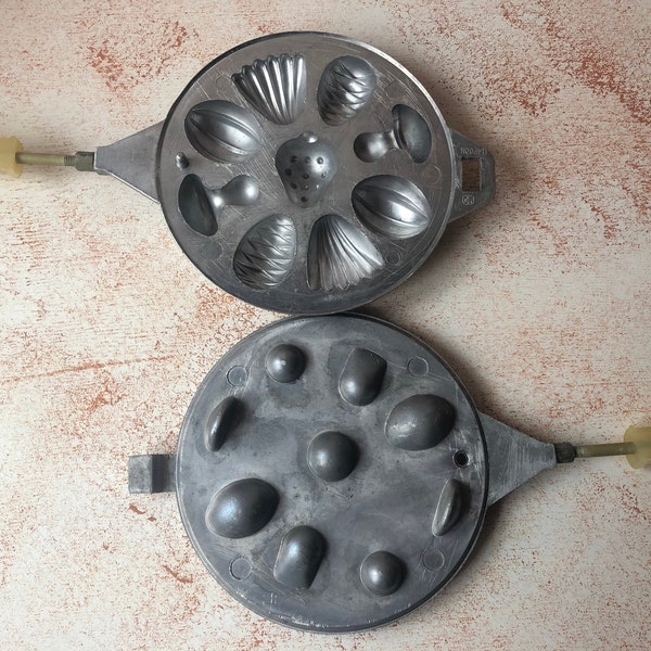 Soviet Nuts cookies maker - vintage nut molds - cookie press - home kitchen gadget - made in USSR #2