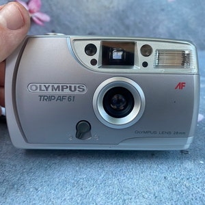 Olympus Trip AF 61 Silver 28mm Lens Point & Shoot 35mm Film