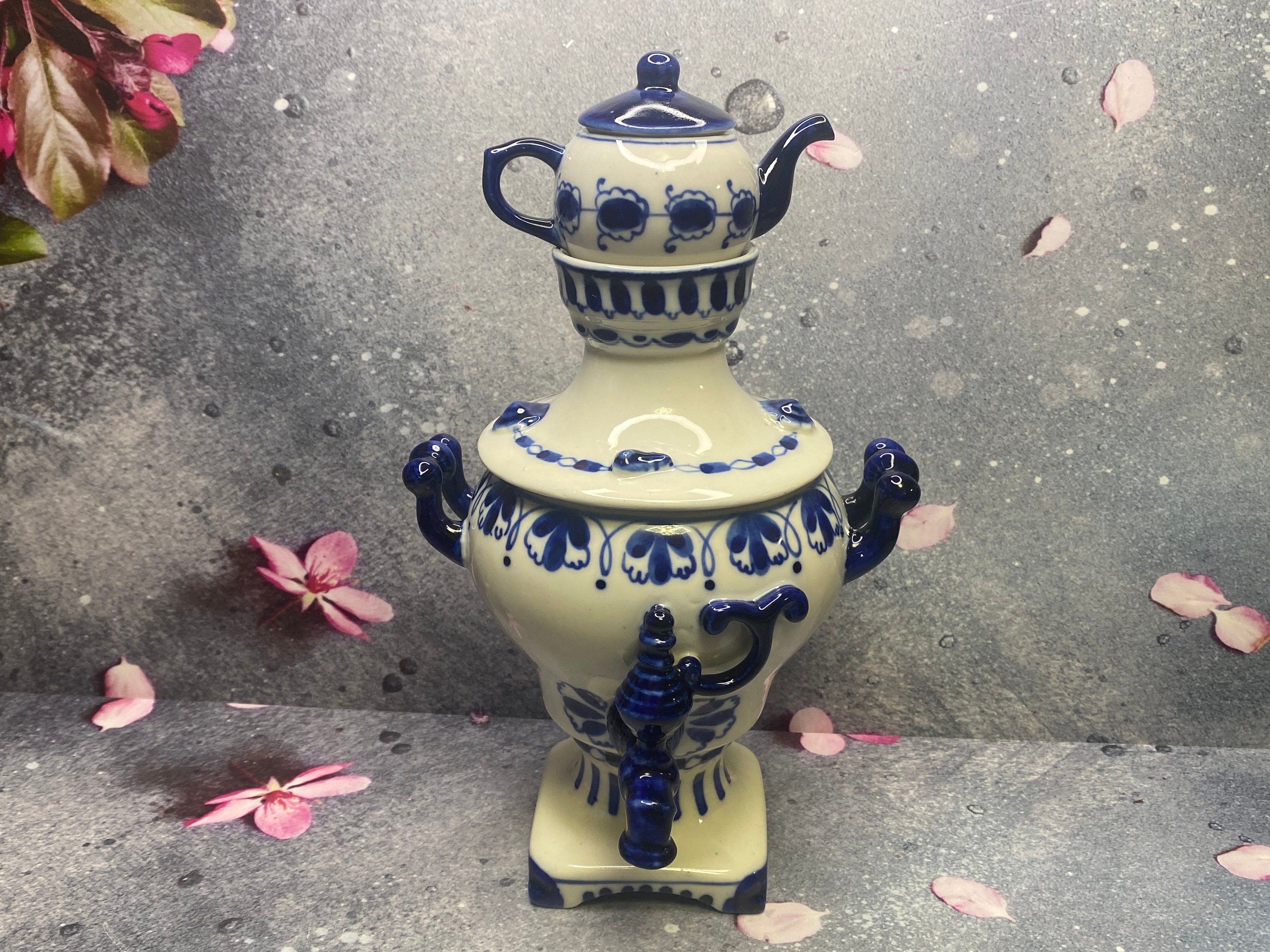 Gzhel 200 years traditional Russian ceramics style Porcelain Hand