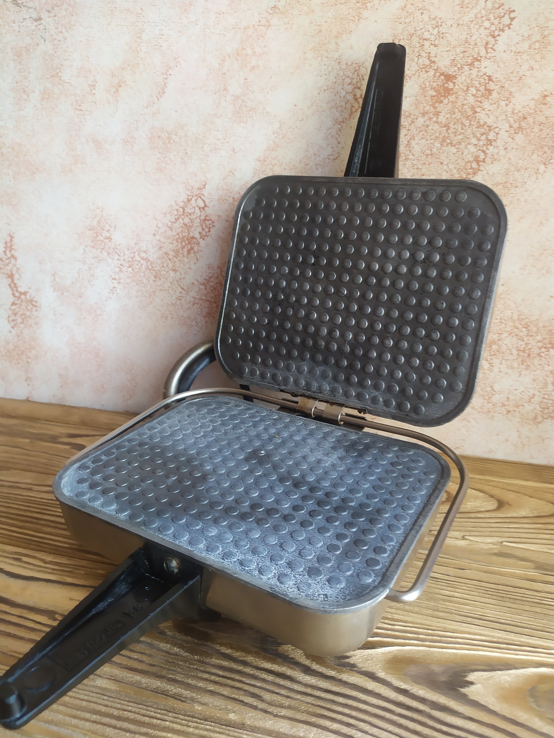 Soviet Electric Waffle Maker Vintage Waffle Iron Home Etsy