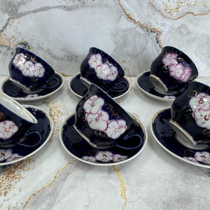 Set of 6 porcelain tea cups - gilding mugs - cobalt cups with dishes