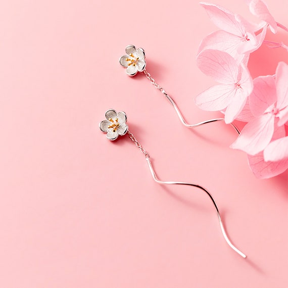 Cute Flower spiral Ear Thread Fashion minimalist Threader | Etsy