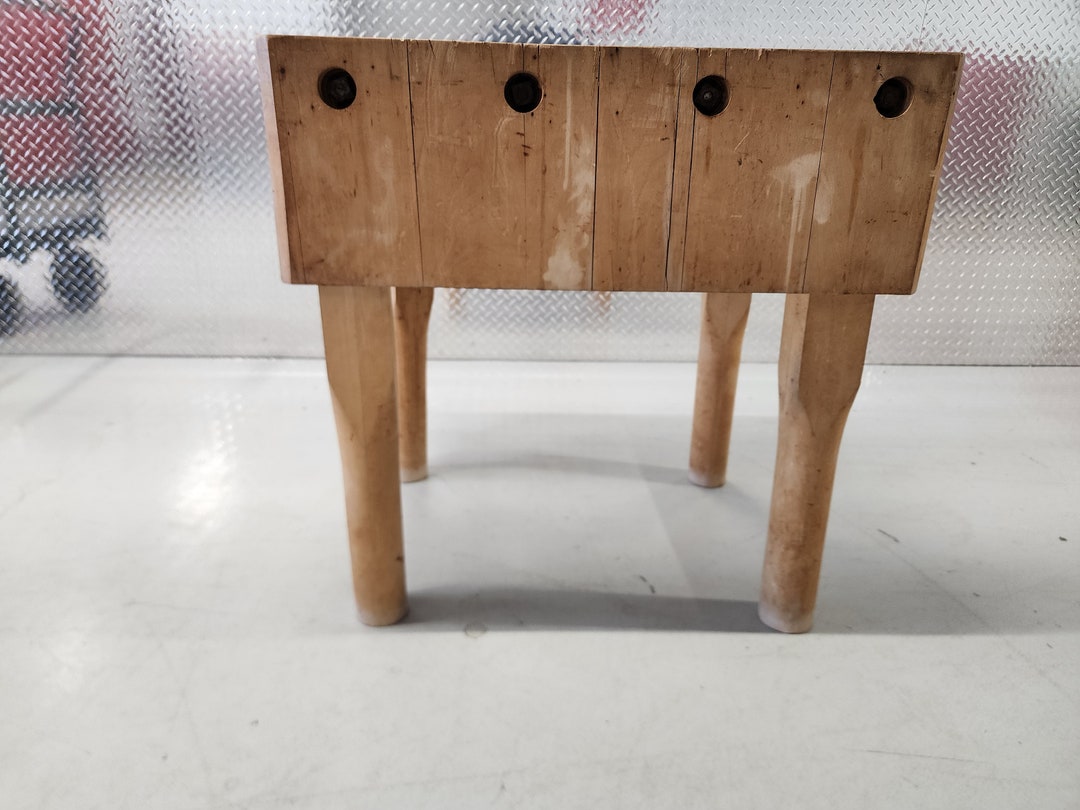 Antique Freestanding Butcher Block Dovetail SQ Nut 4 Leg 30