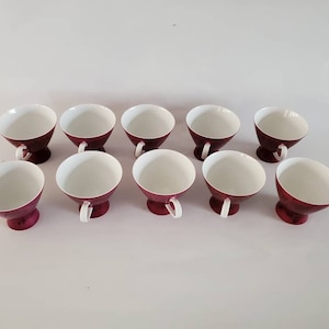 Rosenthal Germany studio line 2000 variation design by Raymond loewy dinnerware   le Foll floral 9 cup