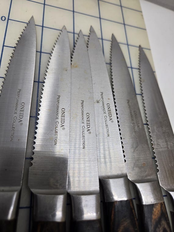 Oneida Performance Collection Set of 6 Steel Steak Knives 6