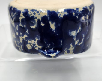 Vintage  Bennington pottery blue agate serving veg or soup lug bowl   1641