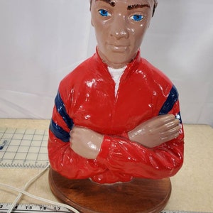 Vintage resin jocky bust table lamp horse racing red white and blue