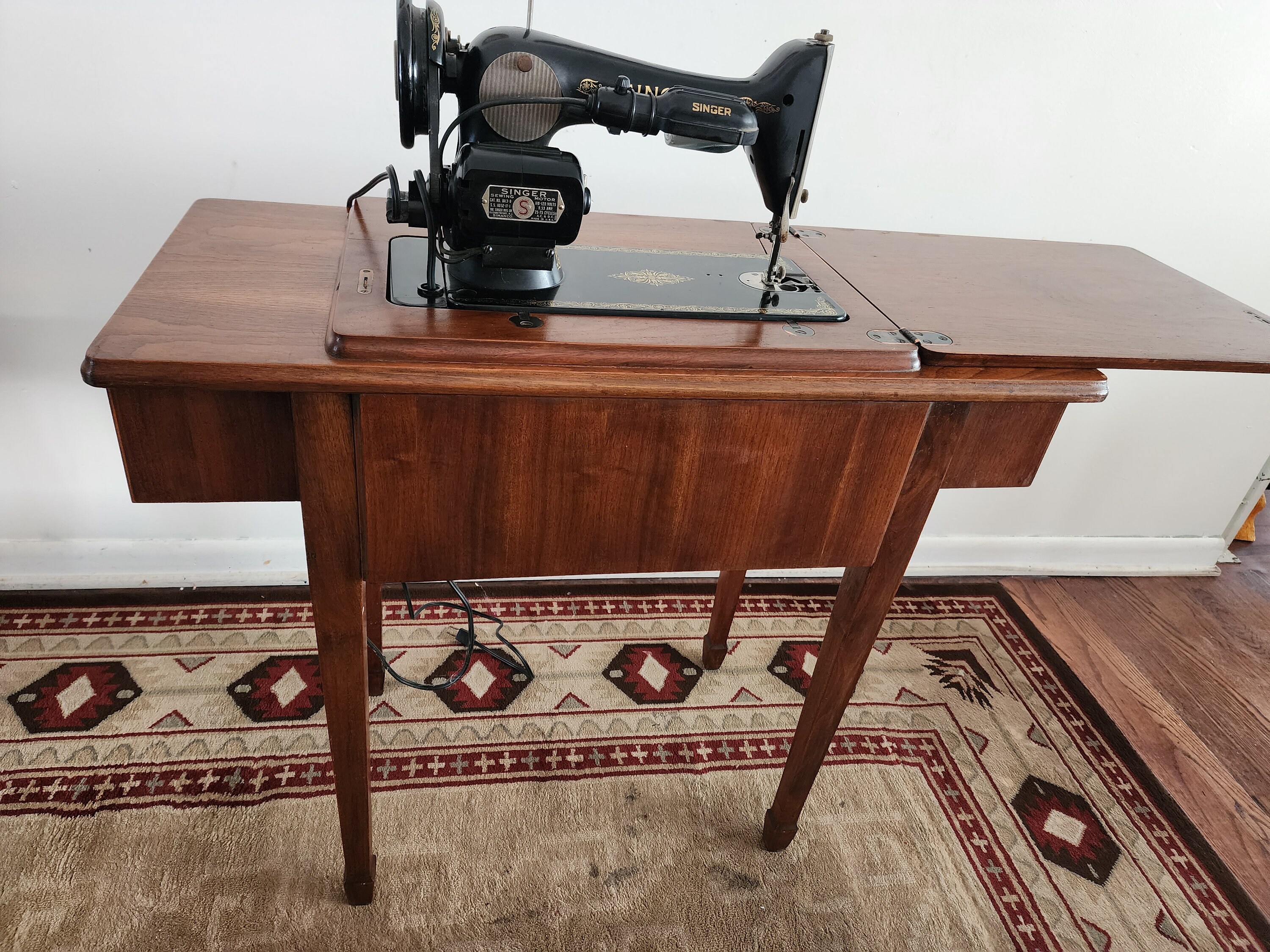 Singer sewing machine 2024 tables for sale