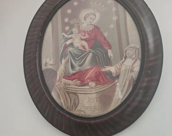 Antieke prent Jesus Mary Rosario Ave Maria-afdruk in een ovale lijst van 24,5 x 20,5 inch met schildpadafwerking, gesso op hout