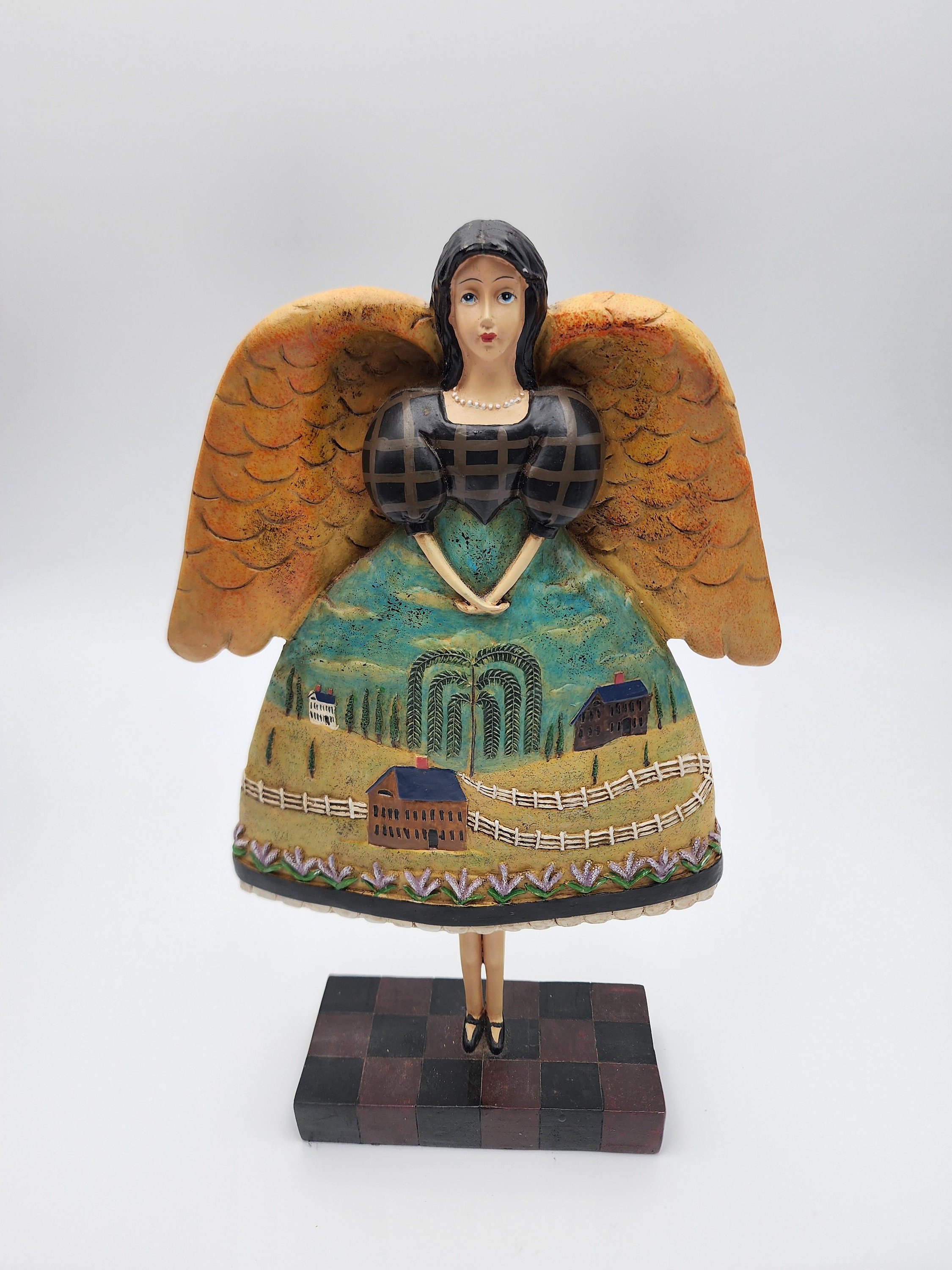 American folk art Angel by David Harden resin 11"tall 7"wide  base 4x2