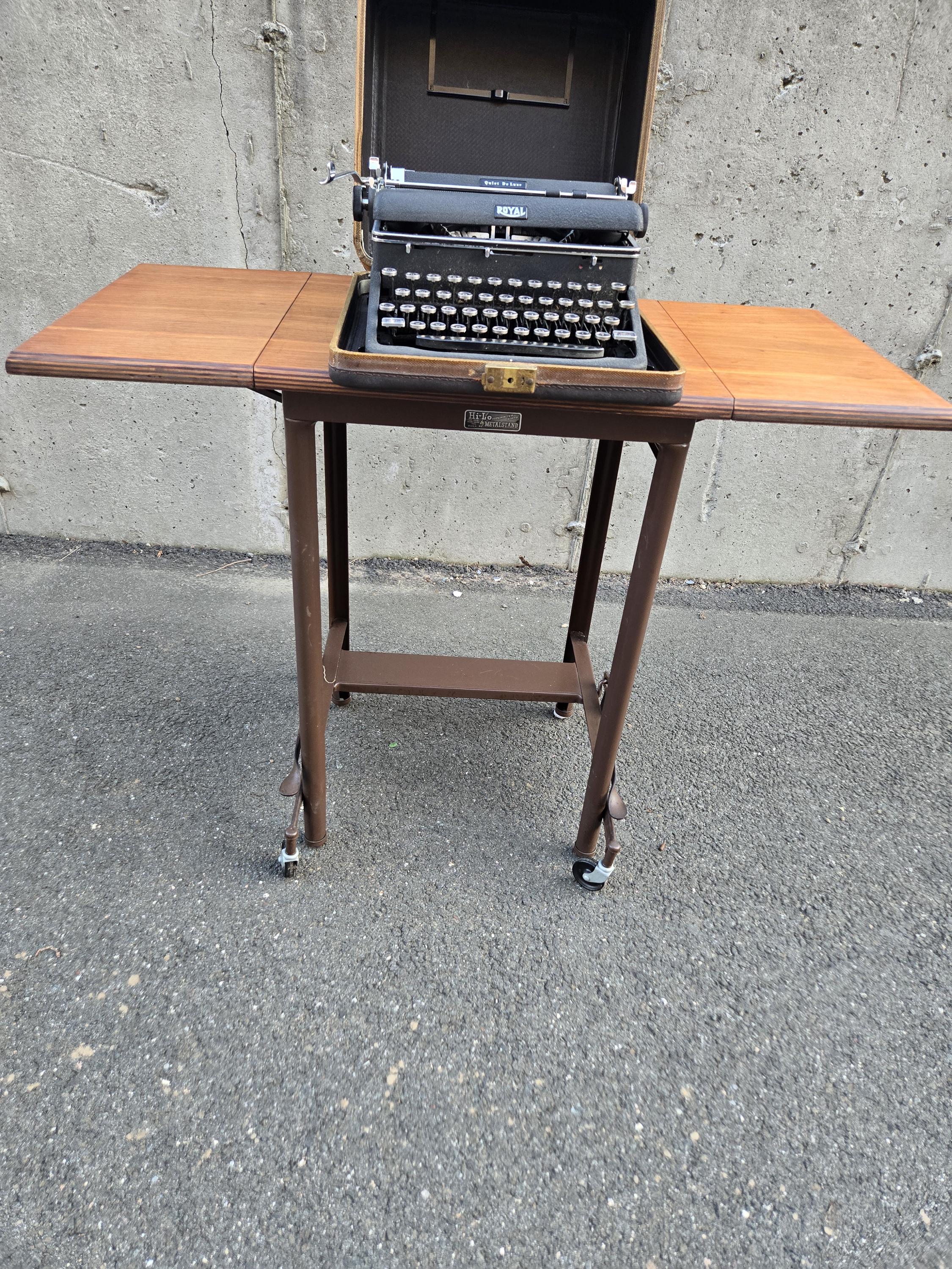 Vintage Typewriter Stand - Etsy
