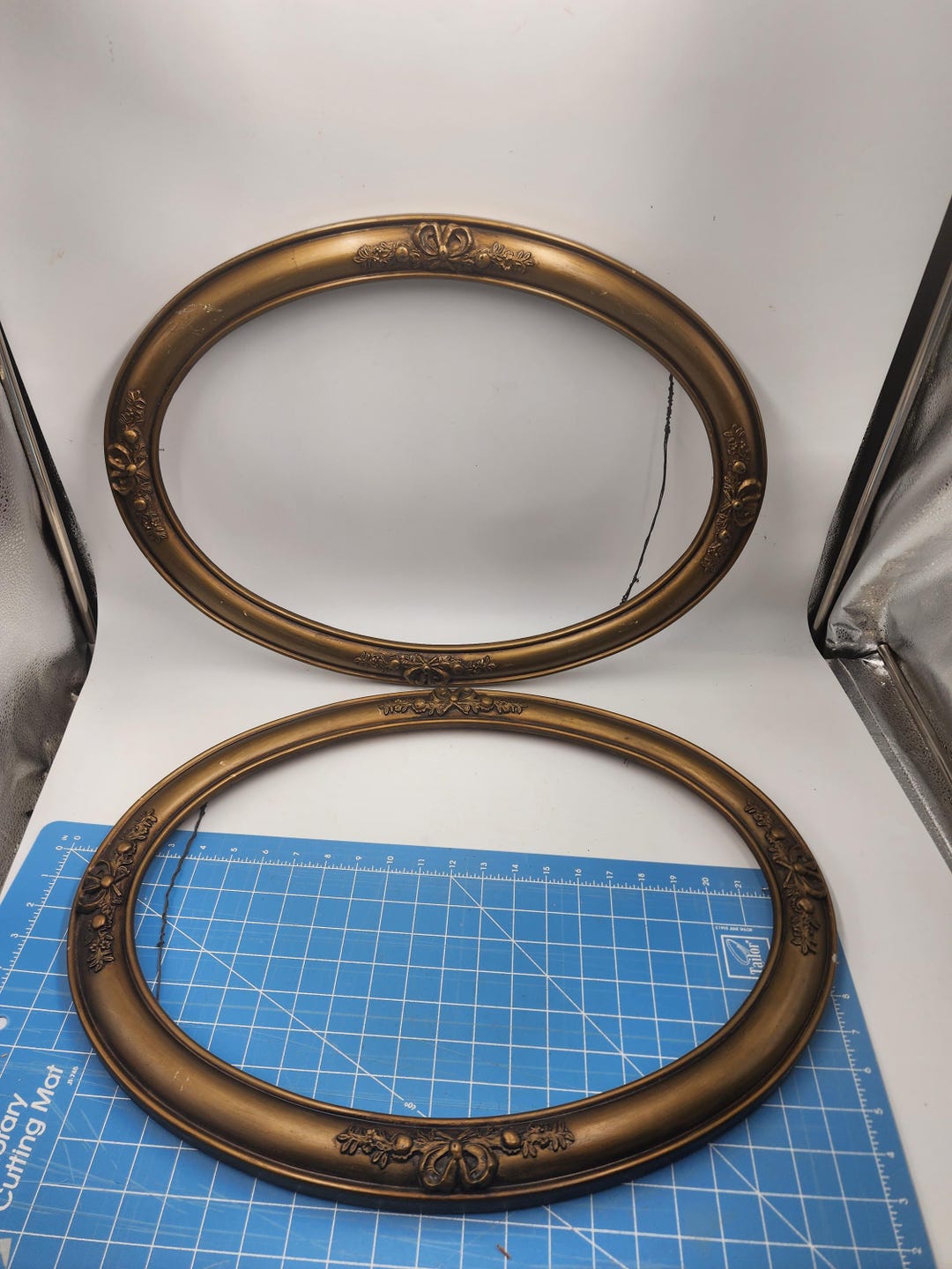 Pair Antique Victorian Decorative Oval Wood Picture Frame Measurement ...