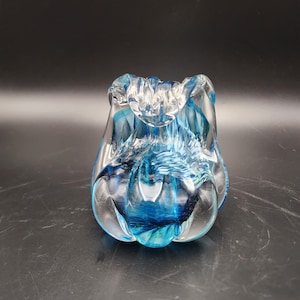 Vintage art glass  paper weight wave 4.5 inch tall 4.5&quot;wide 3&quot; deep blue clear