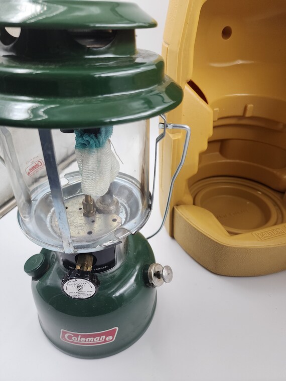 Vintage Coleman 200j Green Lantern Pyrex Glass USA Yellow Plastic