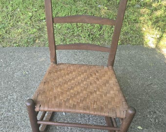 Antique early American  Shaker Ladder-Back chair Rocking  Chair seat sq pined chair