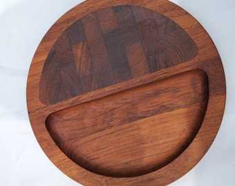 Mid-century modern Dansk design Denmark cutting board starved teak IHQ Jens Quistgaard designed