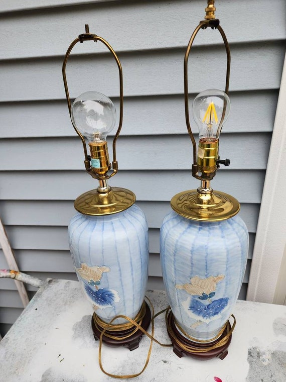 Vintage Ethan Allen Chinoiserie Table Lamp Marble Blues Color Faux
