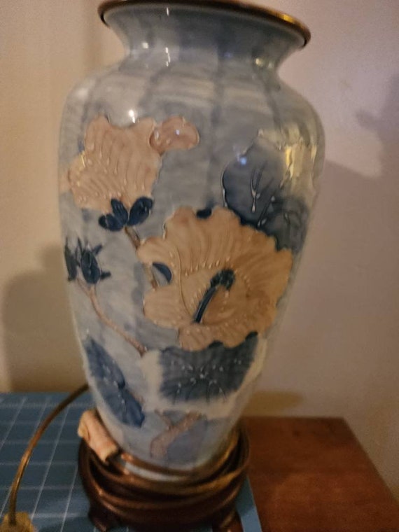 Vintage Ethan Allen Chinoiserie Table Lamp Marble Blues Color Faux