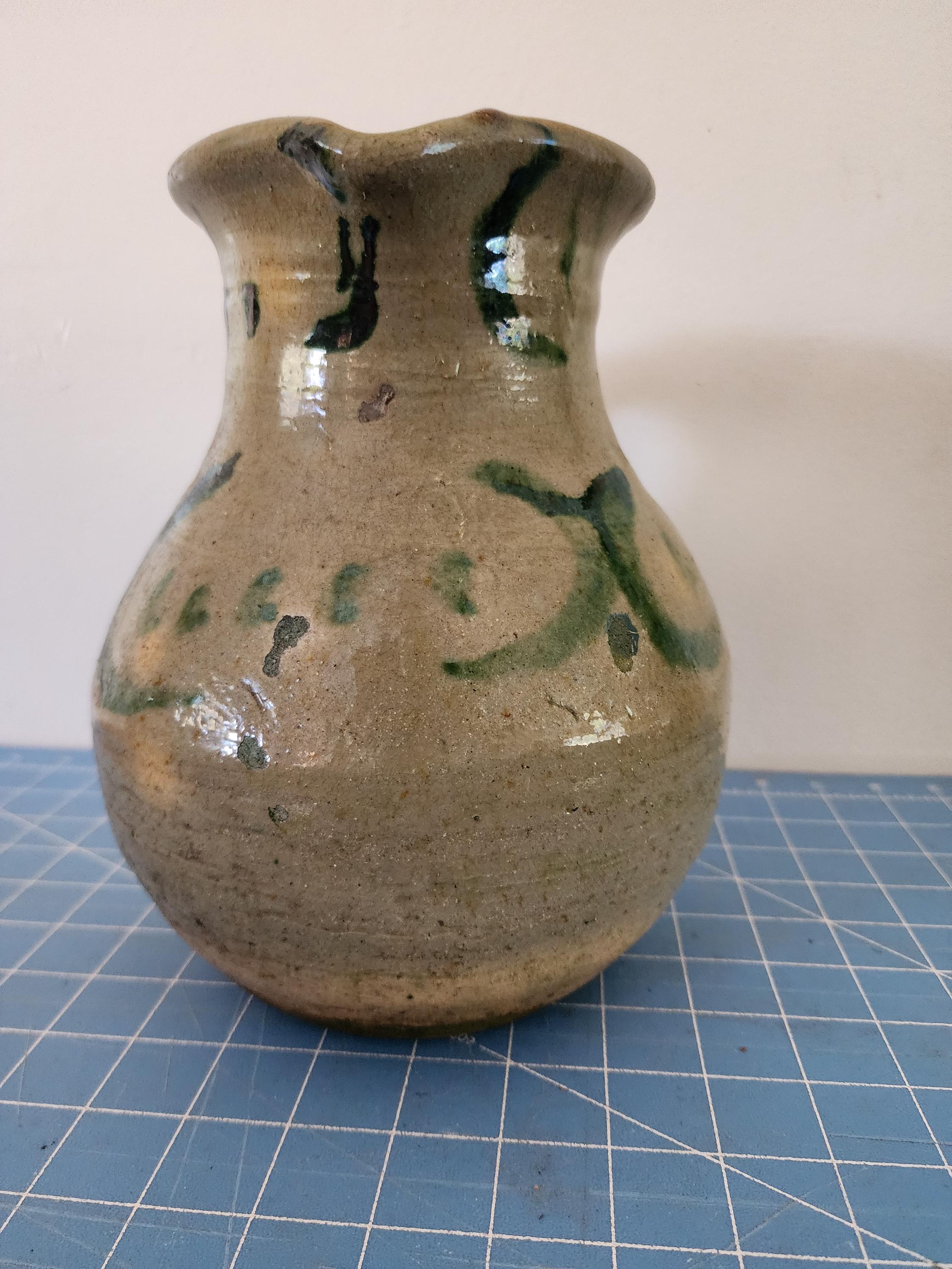 ミッドセンチュリーハンドメイドのブルジオスタイルの石製水差し、1930