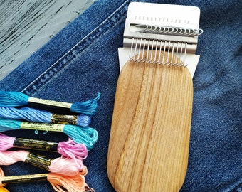 Speedweve Darning Loom: 14 Hook Weaving Tool with Enlarged Platform