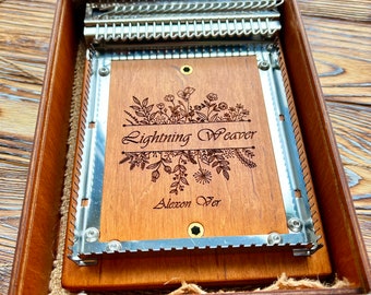 Weaving loom, Lightning weaver in wooden box