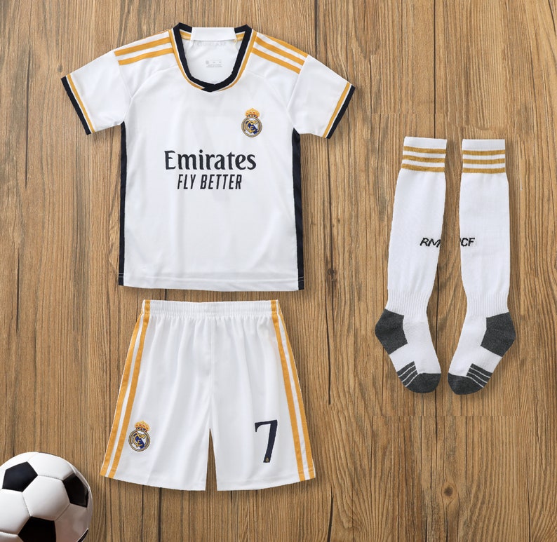 23-24 Season Real Madrid Home Jersey, Jersey Shorts Set for Kids ,Real Madrid kids costum uniforms,Real Madrid Home 2023/24 Bellingham 5 image 1