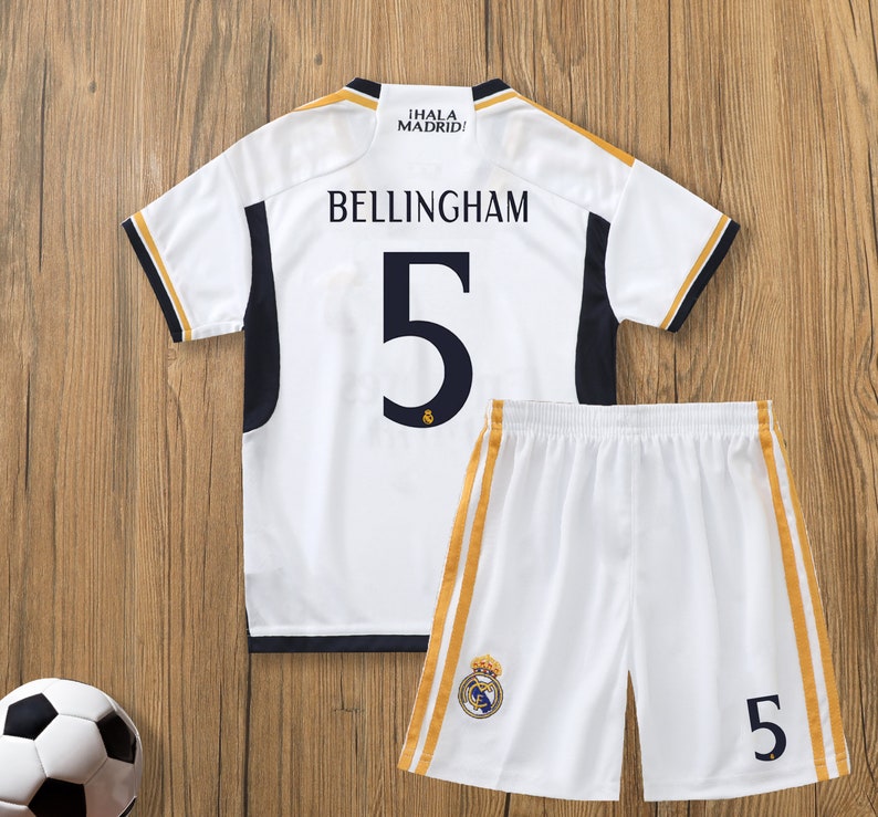 23-24 Season Real Madrid Home Jersey, Jersey Shorts Set for Kids ,Real Madrid kids costum uniforms,Real Madrid Home 2023/24 Bellingham 5 image 4