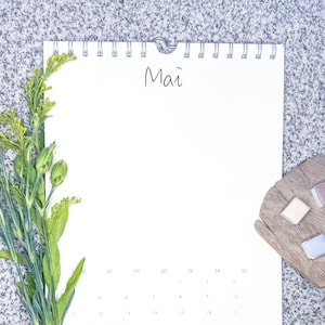 A4 - en blanco - calendario para 2025/2026 para diseñar usted mismo - listo encuadernado con calendario colgante (papel de acuarela o técnica mixta)