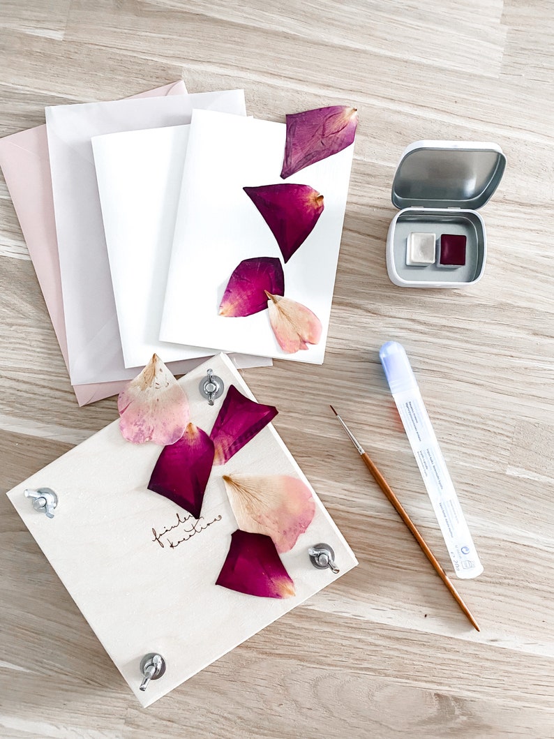 DIY set, creative box with watercolor paints, flower press and paper design your own flower cards image 2