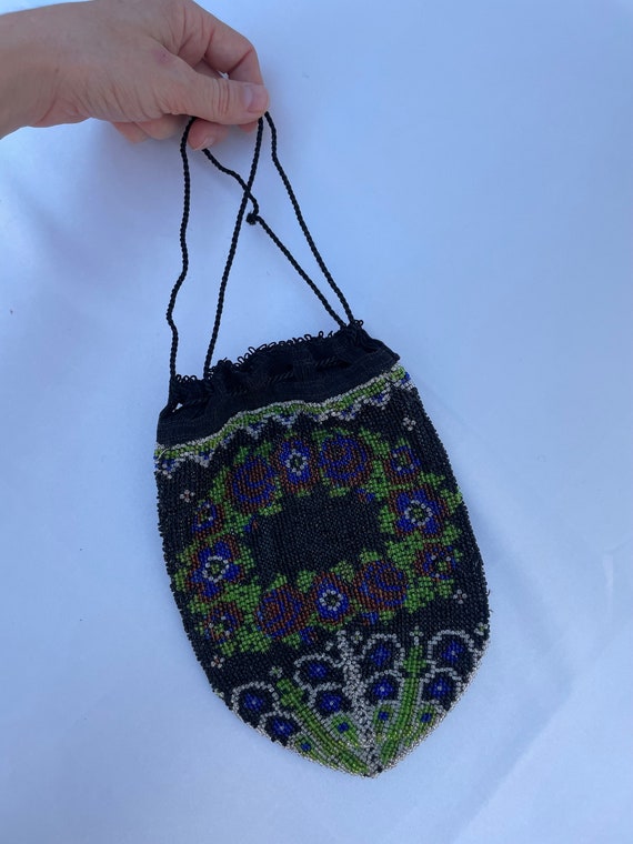 Antique / Victorian microbeaded drawstring purse - image 5
