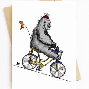 BellavanceInk: Grußkarte mit einem Gorilla, der auf dem Bananensitzrad einen Hügel hinunter reitet 15 x 18 cm