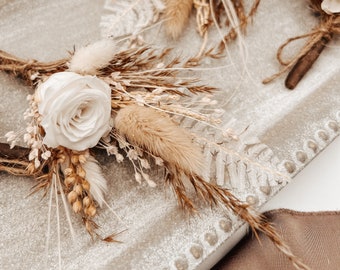 White dried boutonniere, White dried roses, Boho dried boutonniere and corsage set, Rustic groomsmen boutonniere, Rustic flowers buttonhole