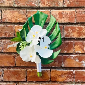 Bukiet ślubny tropikalny, Bukiet z białej orchidei, Bukiet ślubny na plaży, Bukiet z orchidei Monstera, Bukiet z jedwabnej orchidei