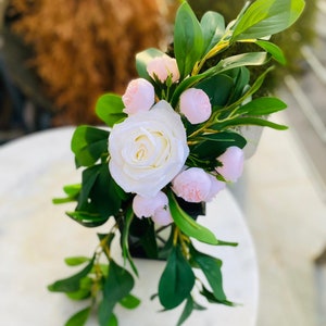 Rustikale Laterne Hochzeit Herzstück Dekor mit künstlichen Blumen Bild 1