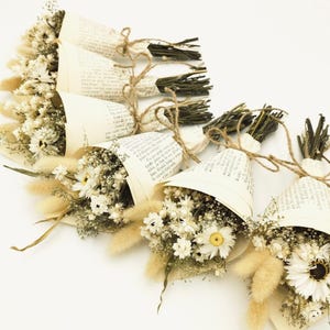 Mini dried floral bouquet, Rustic wildflower bouquets, Daisy dried flowers, Mini bouquet, Small dried flower Bridal bouquet, Dried bouquet