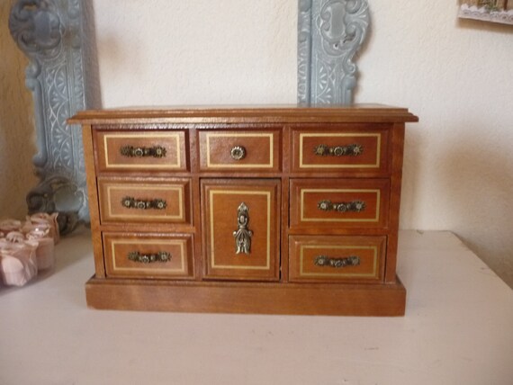 Vintage jewellery furniture, dresser, 1960s furnit
