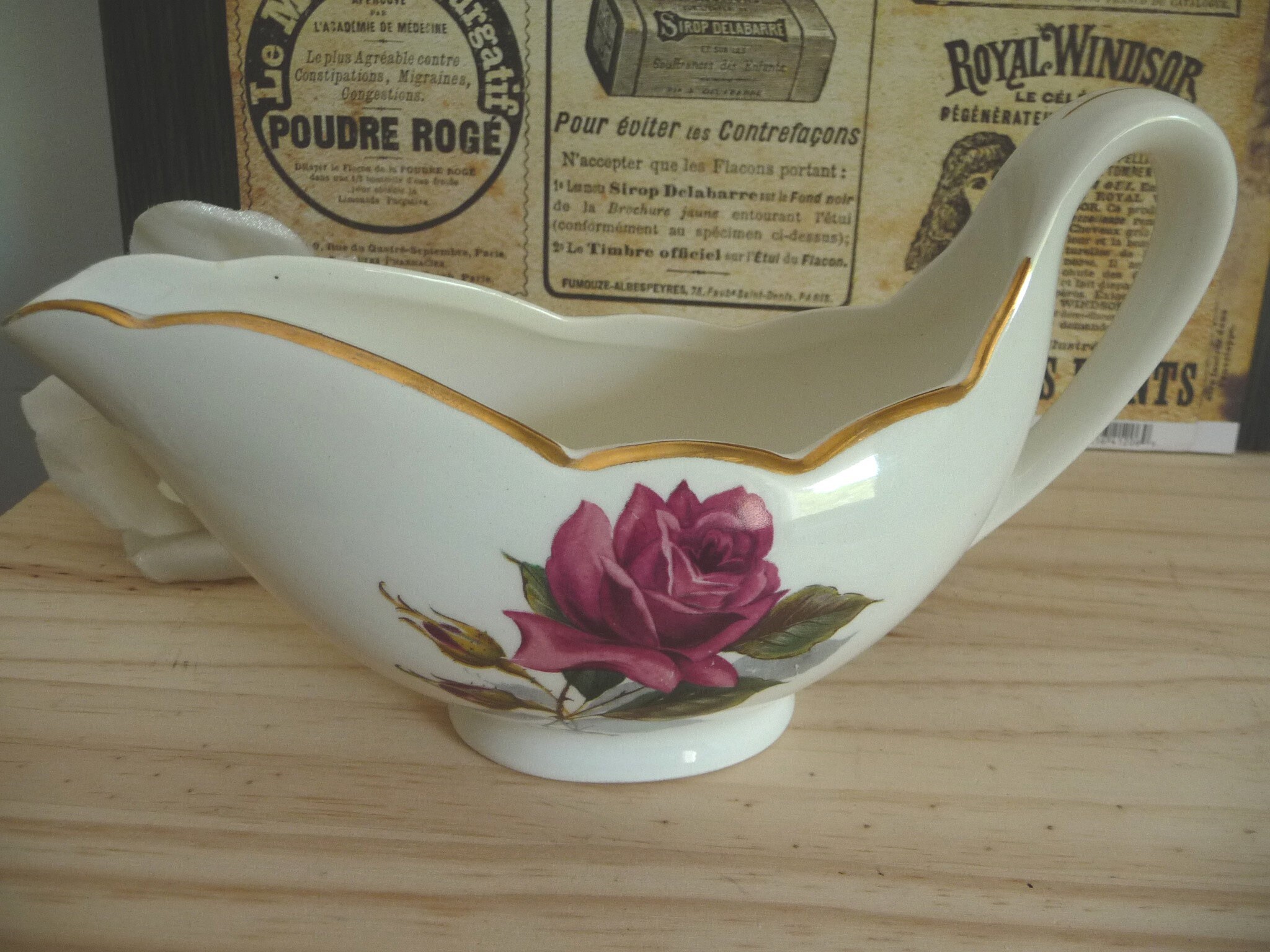 Saucière Vintage Gien France Chambord Motif Rose Céramique/Faïence Française