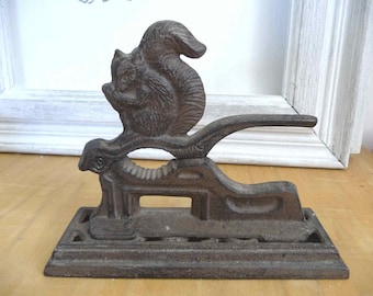 Vintage Nussknacker oder Haselnussknacker, Eichhörnchen, Küche, Dekoration, Geschenk