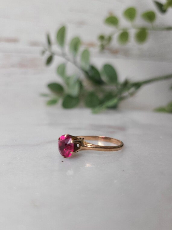 Vintage Round Red Ruby Gold Ring - image 5