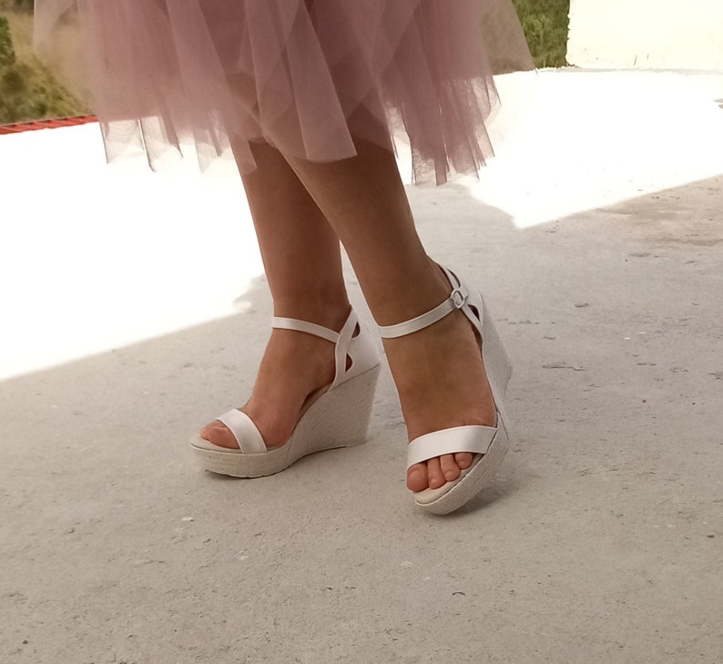 Sandalias de novia, Zapatos de novia, Espadrilles de mariage, Jutes pour mariées, Chaussures compensées pour mariées, Chaussures compensées pour mariées image 3