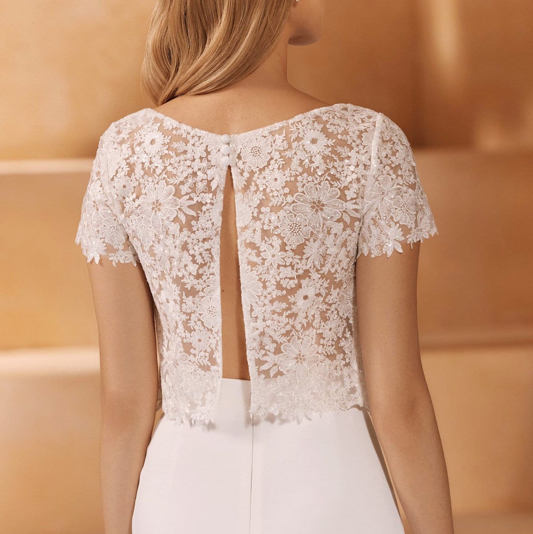 High Neck Long Sleeve Lace Bridal Bolero Musica