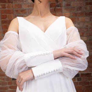 Bridal Sleeves,  Puff Tulle Bridal Sleeves, Fingerless bridal long sleeves, Removable bridal sleeves, Sleeves Removable for Wedding Dress