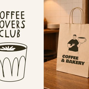 Pu&ograve; includere: Un sacchetto di carta marrone con le parole "Coffee & Bakery" e un disegno di una persona che tiene in mano una tazza di caff&egrave;. La borsa &egrave; su un tavolo di legno. A sinistra c'&egrave; un disegno di una bevanda al caff&egrave; con le parole "Coffee Lovers Club".