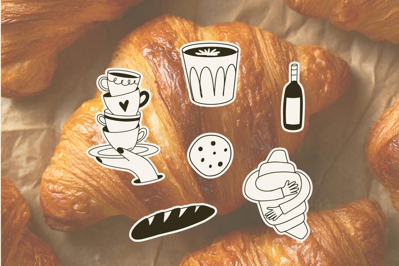 Pu&ograve; includere: Un assortimento di adesivi con tazze di caff&egrave;, un croissant, una bottiglia e un biscotto, su uno sfondo di croissant freschi. Gli adesivi sono in un semplice design in bianco e nero, che evoca un tema da caff&egrave;.