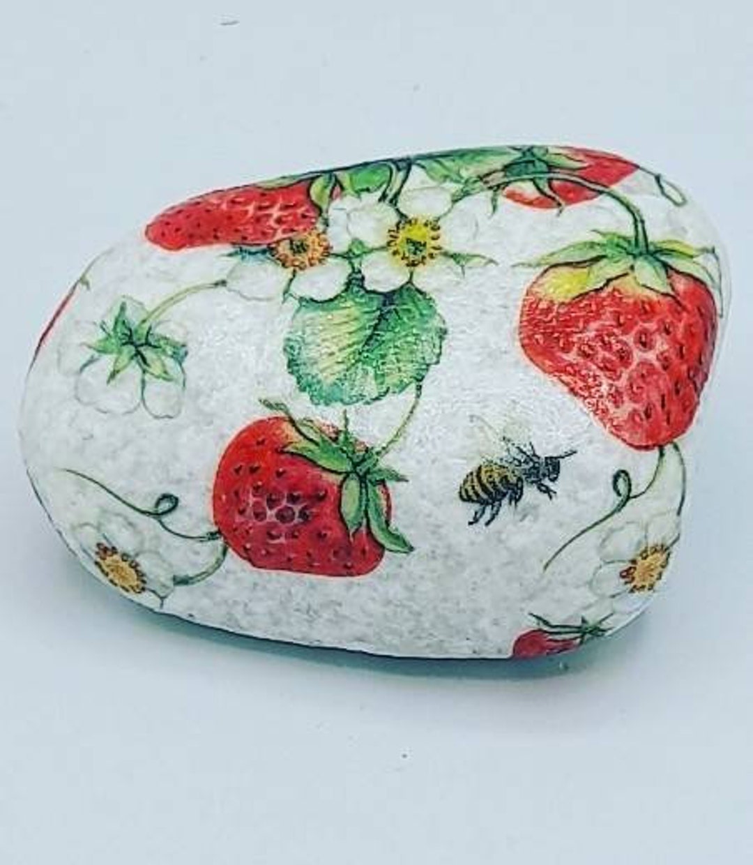 Decoupaging Stones Strawberry Decorative Stone / Decoupage With Paper Napkins Onto White ...