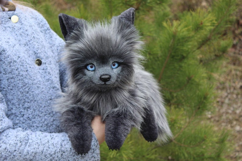 Pre-order realistische pluche puppy van grijze wolf, beweegbare pop afbeelding 4
